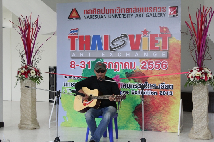 พิธีเปิดนิทรรศการ แลกเปลี่ยนศิลปกรรมไทย-เวียด