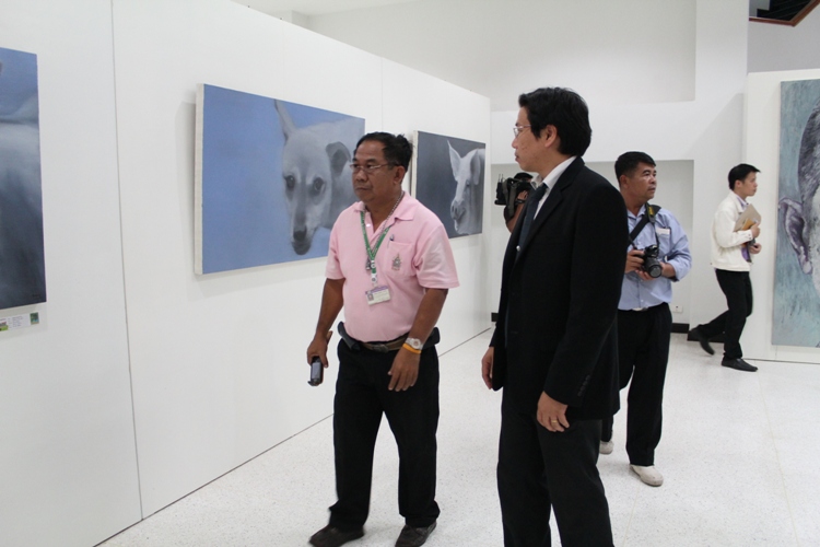พิธีเปิดนิทรรศการ แลกเปลี่ยนศิลปกรรมไทย-เวียด