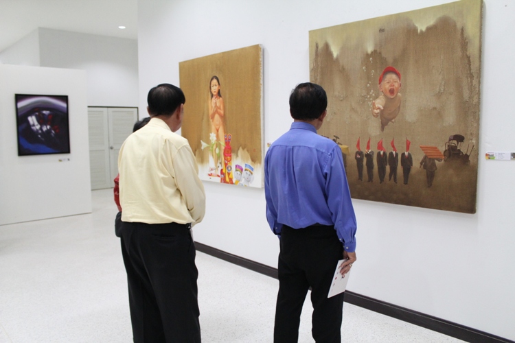 พิธีเปิดนิทรรศการ แลกเปลี่ยนศิลปกรรมไทย-เวียด