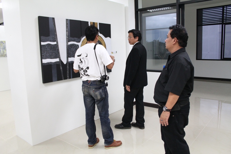 พิธีเปิดนิทรรศการ แลกเปลี่ยนศิลปกรรมไทย-เวียด
