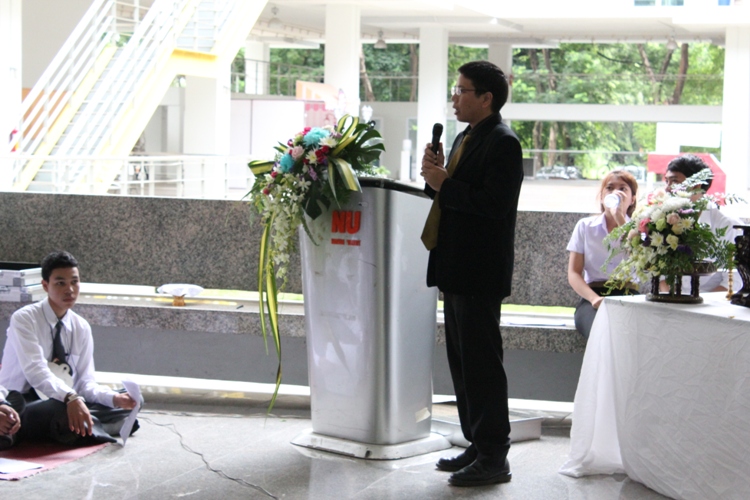 โครงการไหว้ครูและครอบครู ประจำปีการศึกษา 2556