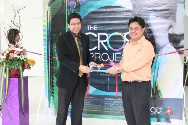 นิทรรศการแสดงผลงานของคณาจารย์ ใน THE CROSS PROJECT Lectures Exhibition