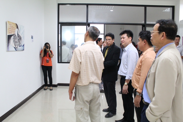นิทรรศการแสดงผลงานของคณาจารย์ ใน THE CROSS PROJECT Lectures Exhibition