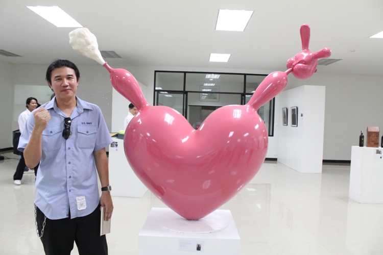 นิทรรศการแสดงผลงานของคณาจารย์ ใน THE CROSS PROJECT Lectures Exhibition
