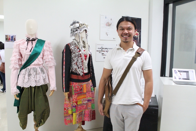 นิทรรศการแสดงผลงานของคณาจารย์ ใน THE CROSS PROJECT Lectures Exhibition