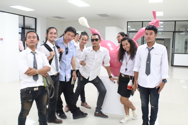 นิทรรศการแสดงผลงานของคณาจารย์ ใน THE CROSS PROJECT Lectures Exhibition