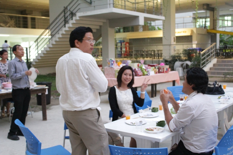 งานเลี้ยงสังสรรค์ "ต้อนรับปีใหม่" ประจำปี 2557 คณะสถาปัตยกรรมศาสตร์