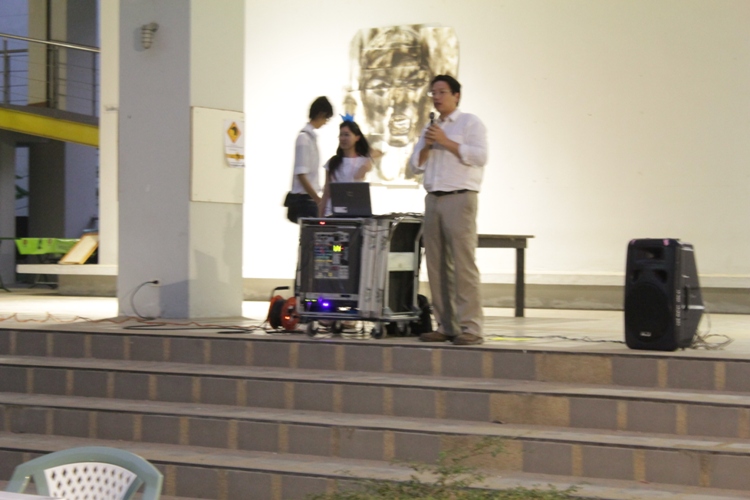 งานเลี้ยงสังสรรค์ "ต้อนรับปีใหม่" ประจำปี 2557 คณะสถาปัตยกรรมศาสตร์