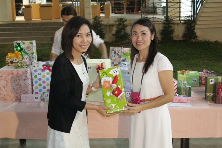 งานเลี้ยงสังสรรค์ "ต้อนรับปีใหม่" ประจำปี 2557 คณะสถาปัตยกรรมศาสตร์