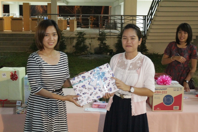งานเลี้ยงสังสรรค์ "ต้อนรับปีใหม่" ประจำปี 2557 คณะสถาปัตยกรรมศาสตร์