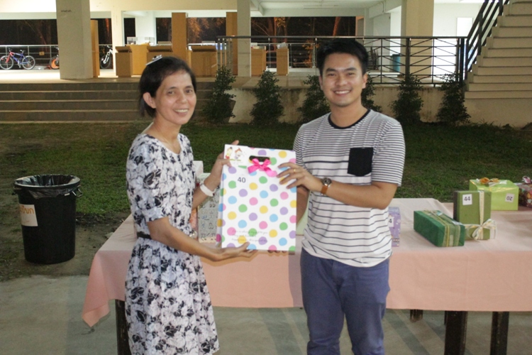 งานเลี้ยงสังสรรค์ "ต้อนรับปีใหม่" ประจำปี 2557 คณะสถาปัตยกรรมศาสตร์