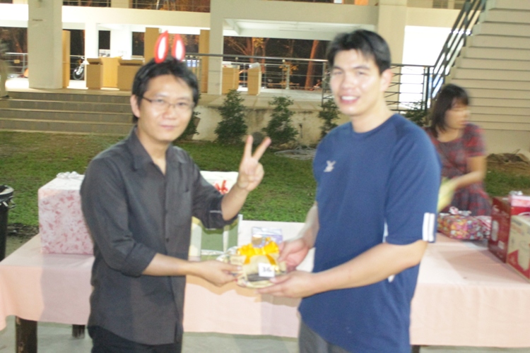 งานเลี้ยงสังสรรค์ "ต้อนรับปีใหม่" ประจำปี 2557 คณะสถาปัตยกรรมศาสตร์