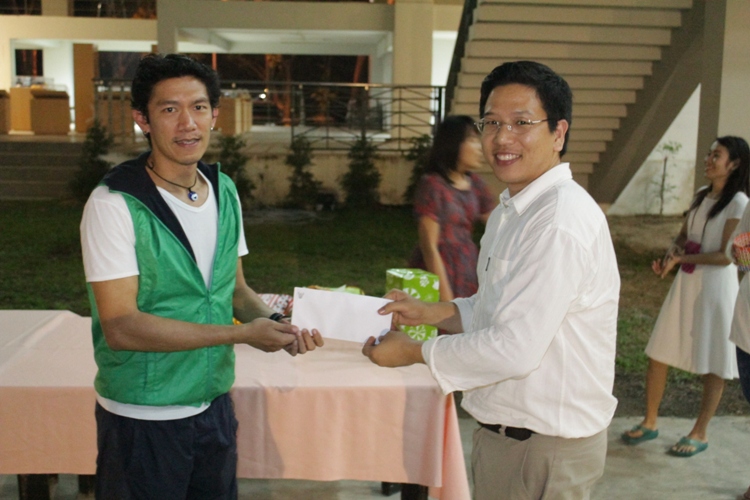 งานเลี้ยงสังสรรค์ "ต้อนรับปีใหม่" ประจำปี 2557 คณะสถาปัตยกรรมศาสตร์
