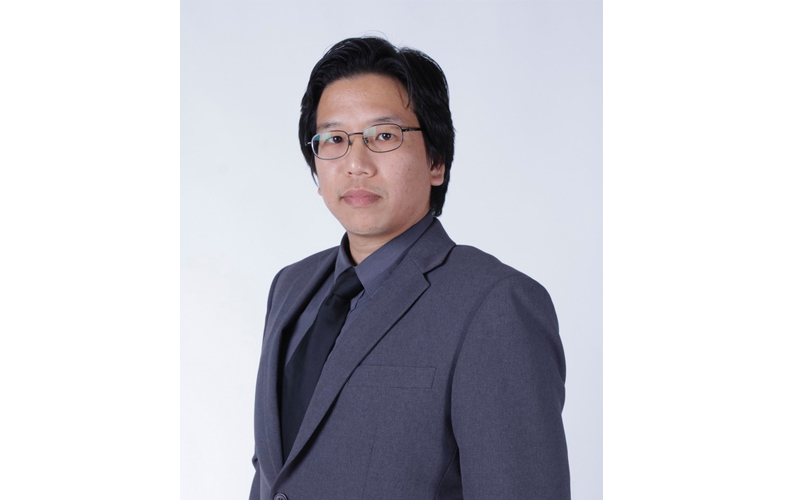 ดร.สันต์ จันทร์สมศักดิ์ และ ดร.สิริมาศ เฮงรัศมี  ได้รับรางวัล  Best Research Paper