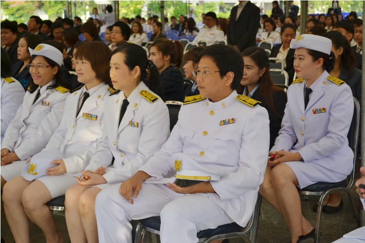 ร่วมพิธีถวายราชสักการะแด่พระบรมราชานุสาวรีย์สมเด็จพระนเรศวรมหาราช เนื่องในวันคล้ายวันสวรรคต