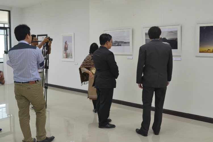 นิทรรศการภาพถ่าย สีสันแห่งบาหลี 