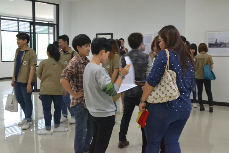 นิทรรศการภาพถ่าย สีสันแห่งบาหลี 
