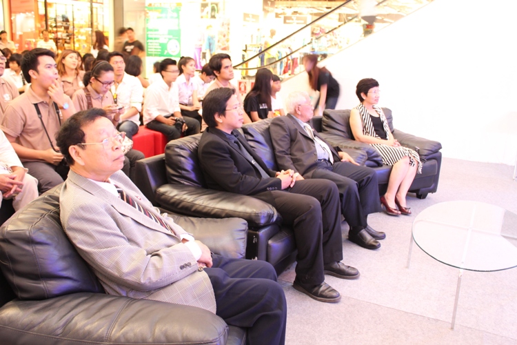 นิทรรศการศิลปกรรมครั้งที่ 12  