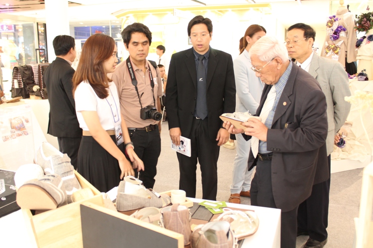 นิทรรศการศิลปกรรมครั้งที่ 12  