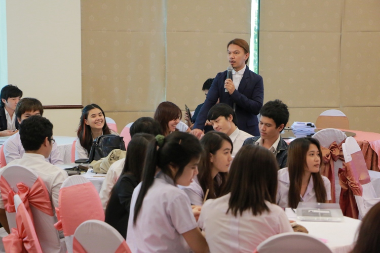 โครงการปัจฉิมนิเทศ และงานเลี้ยงอำลารุ่นพี่ ประจำปีการศึกษา 2556