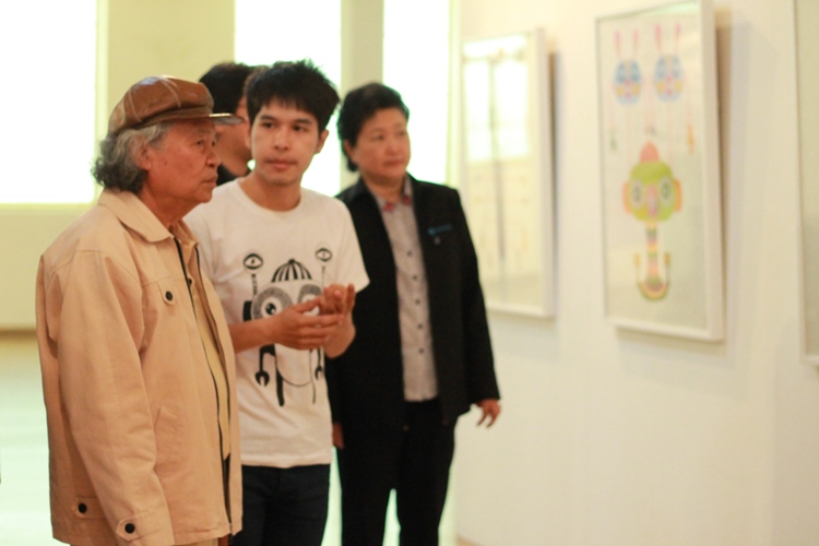 นิทรรศการจัดแสดงผลงานศิลปะนิพนธ์ของนิสิตชั้นปีที่ 4 สาขาวิชาออกแบบทัศนศิลป์ ปีการศึกษา 2556  