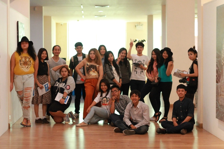 นิทรรศการจัดแสดงผลงานศิลปะนิพนธ์ของนิสิตชั้นปีที่ 4 สาขาวิชาออกแบบทัศนศิลป์ ปีการศึกษา 2556  