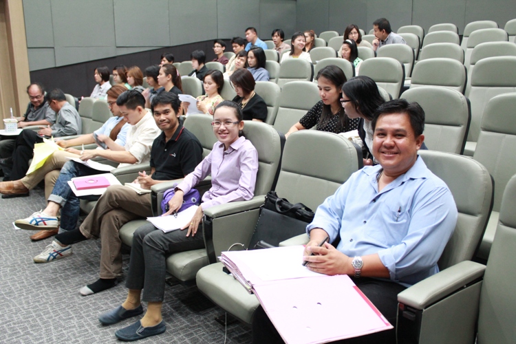 โครงการ สัมมนาบุคลากรเพื่อประเมินและพัฒนาแผนการดำเนินงาน คณะสถาปัตยกรรมศาสตร์  ประจำปี 2557