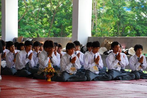 พิธีไหว้ครูและครอบครู ปีการศึกษา 2551