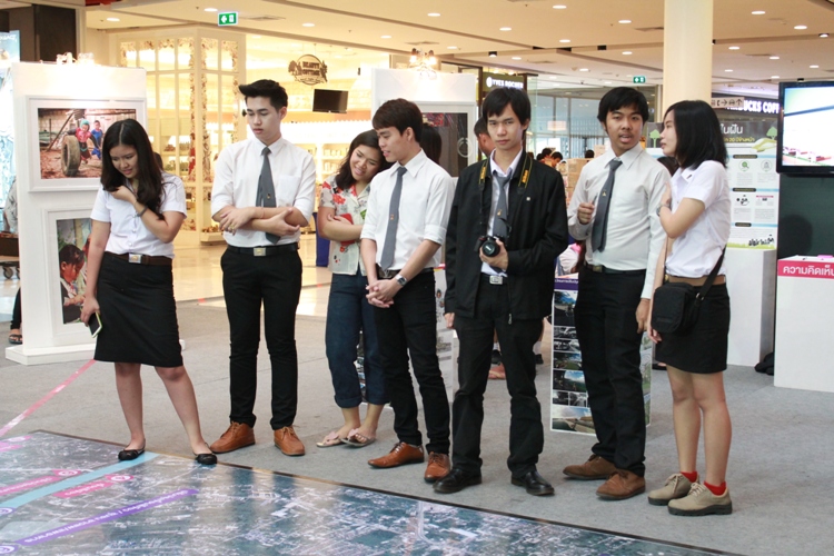 สีสัน มหัศจรรย์ เมืองสองแคว