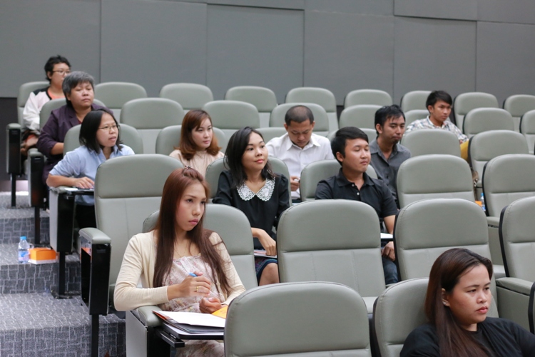 โครงการ ปฐมนิเทศนิสิตระดับบัณฑิตศึกษา ประจำปีการศึกษา 2557