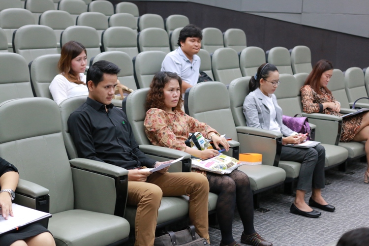 โครงการ ปฐมนิเทศนิสิตระดับบัณฑิตศึกษา ประจำปีการศึกษา 2557