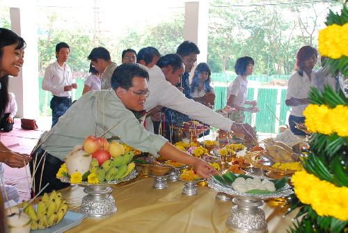 พิธีไหว้ครูและครอบครู ปีการศึกษา 2551