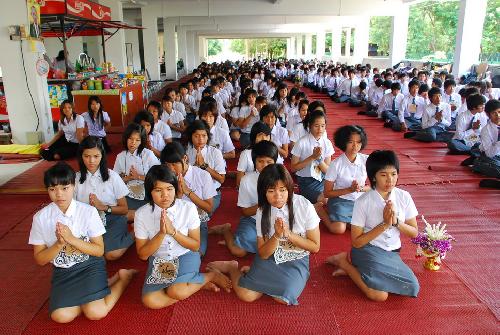 พิธีไหว้ครูและครอบครู ปีการศึกษา 2551