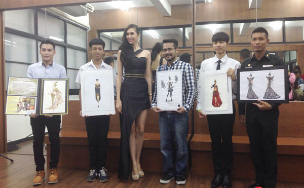 ศิษย์เก่าคณะสถาปัตยกรรมศาสตร์ มหาวิทยาลัยนเรศวรได้รับรางวัลชนะเลิศ การออกแบบชุดประจำชาติไทย 2014