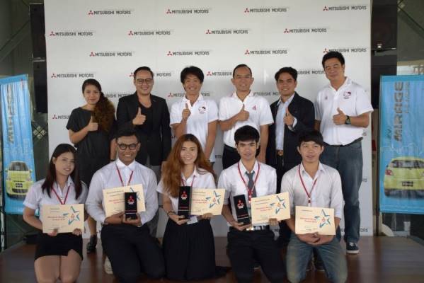 นิสิตคณะสถาปัตย์ คว้า 4 รางวัล การประกวดออกแบบเครื่องแต่งกาย