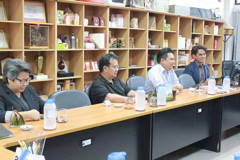 QA หลักสูตรศิลปกรรมศาสตรมหาบัณฑิตและดุษฎียัณฑิต ประจำปีการศึกษา 2557