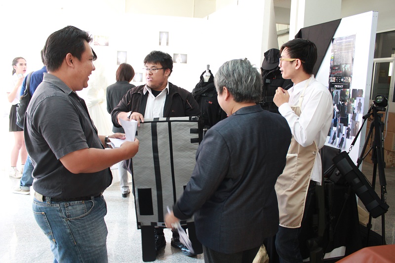การจัดแสดงผลงาน Thesis นิสิตสาขาวิชาออกแบบผลิตภัณฑ์และบรรจุภัณฑ์
