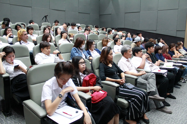 บรรยายพิเศษ หัวข้อ "สถาปัตยกรรมเพื่อการพักอาศัย"