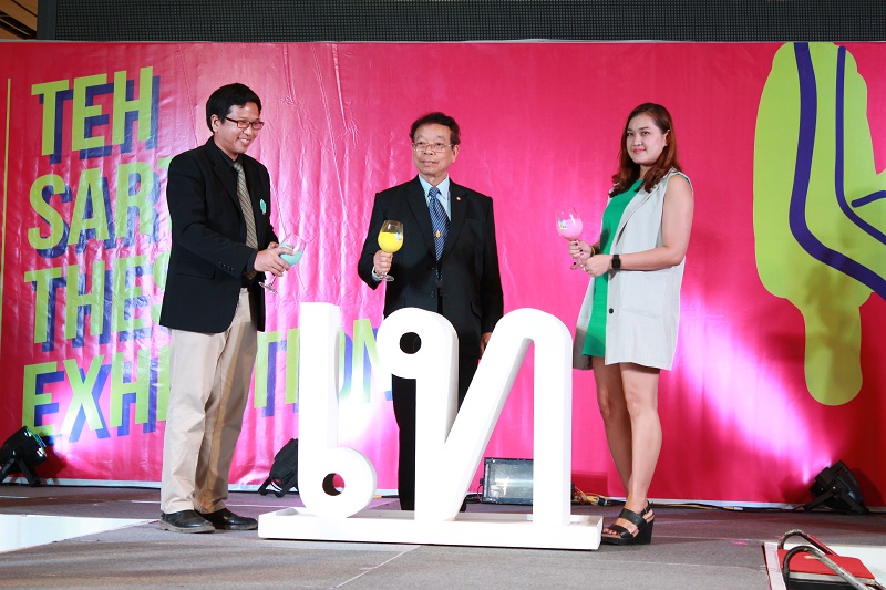 นิทรรศการศิลปกรรม ครั้งที่ 14 " เทศาสตร์" ประจำปีการศึกษา 2558