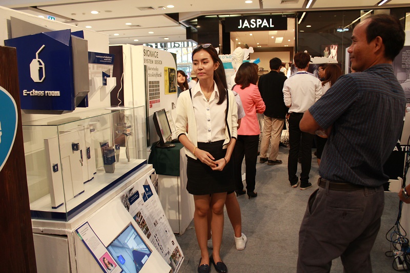 นิทรรศการศิลปกรรม ครั้งที่ 14 " เทศาสตร์" ประจำปีการศึกษา 2558