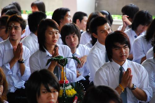 พิธีไหว้ครูและครอบครู ปีการศึกษา 2551