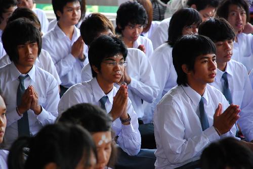 พิธีไหว้ครูและครอบครู ปีการศึกษา 2551
