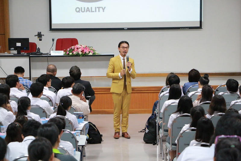 ปฐมนิเทศนิสิตใหม่และพบผู้ปกครองประจำปีการศึกษา 2559
