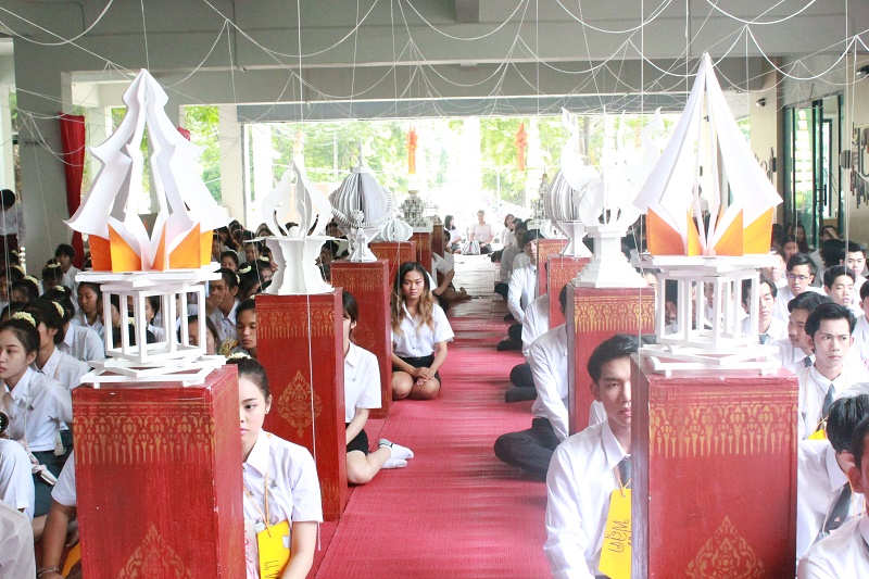 พิธีไหว้ครูและครอบครัวประจำปีการศึกษา 2559