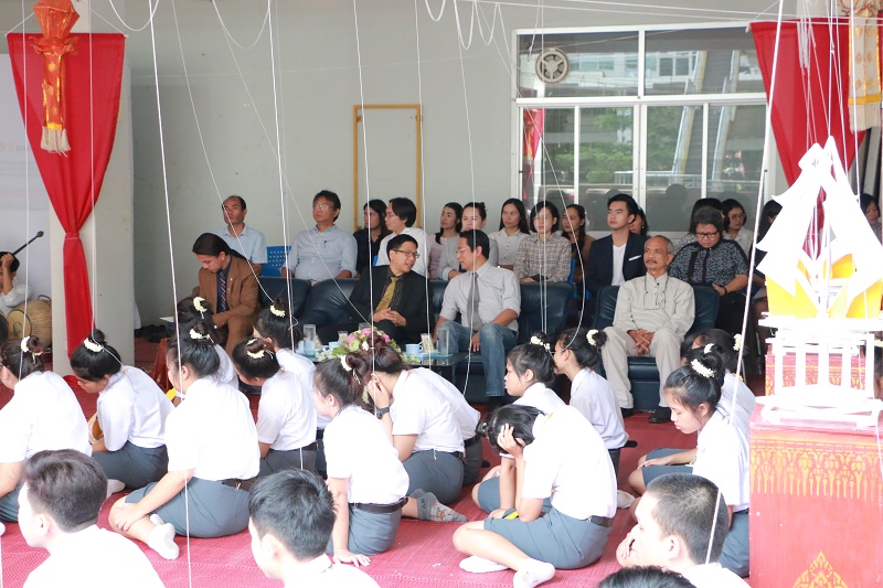 พิธีไหว้ครูและครอบครัวประจำปีการศึกษา 2559
