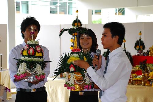 พิธีไหว้ครูและครอบครู ปีการศึกษา 2551