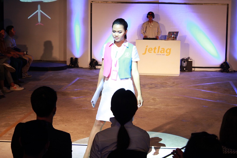 นิสิตจัดแสดงแฟชั่นโชว์ "Jetlag” 