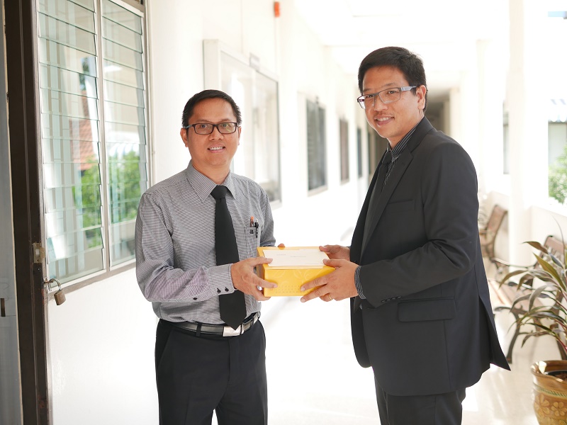 สวัสดีปีใหม่คณะและหน่วยงานในมหาวิทยาลัยนเรศวร ประจำปี 2560