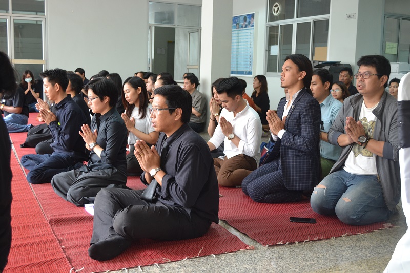 ทำบุญปีใหม่ 2560