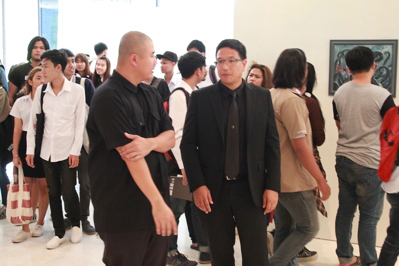นิทรรศการสร้างสรรค์ประติมากรรมร่วมสมัย "นิทานรัก" 
